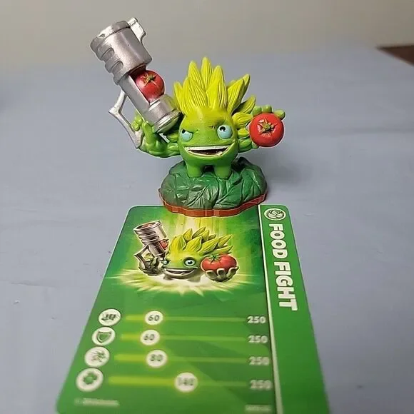 Skylanders Trap Team‎ Lot of 4 Figures & 2 Crystals with Cards